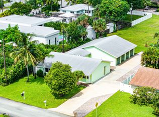 165 NW 8th St, Boca Raton, FL 33432