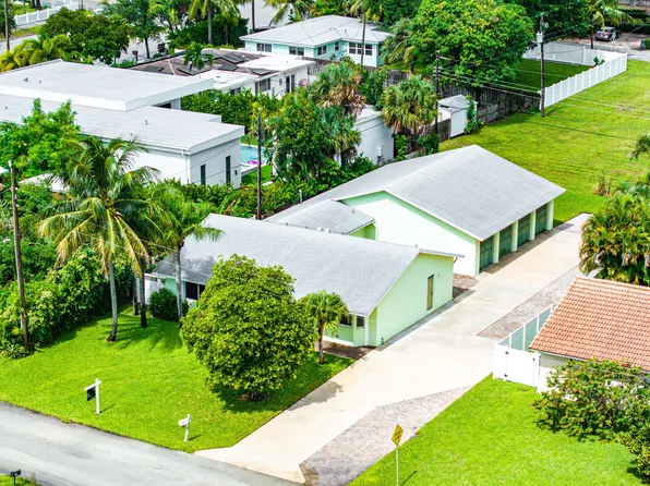 165 NW 8th Street, Boca Raton, FL 33432