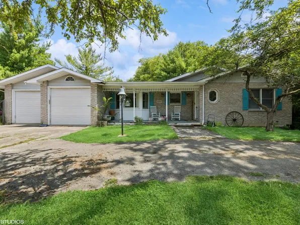 26607 S Harvest Ln, Crete, IL 60417
