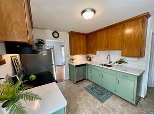 1402 Baker St, Charlottesville, VA