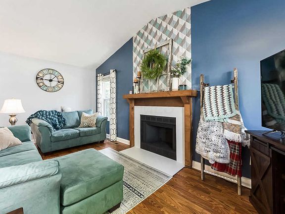 4th image of 63 Stonyridge Ct