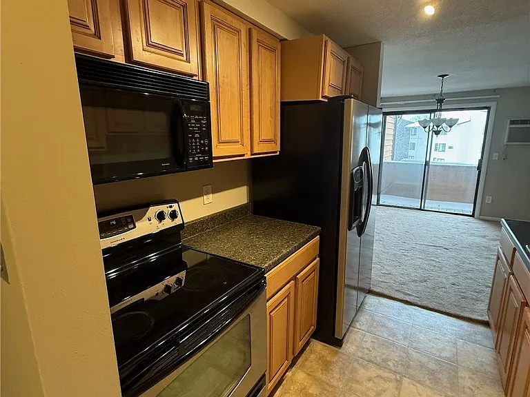 505 Village Blvd — Photo 14