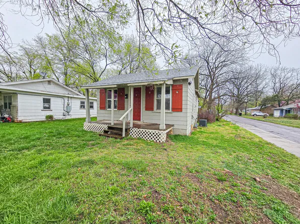 800 N Warren Avenue, Springfield, MO 65802