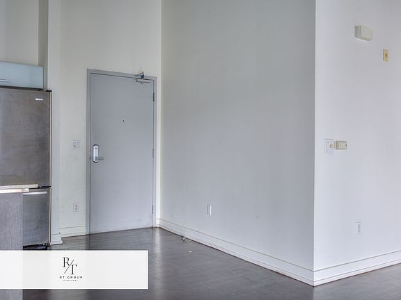 5th image of 645 W 9th St APT 742