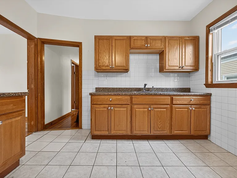 81 Dakota St #3 — Photo 4