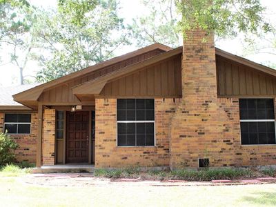 114 County Road 14, Liverpool, TX, 77577