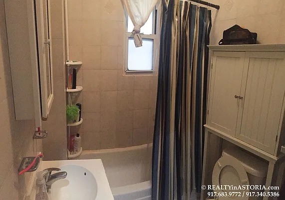 Rented by Alexiou Realty | media 7