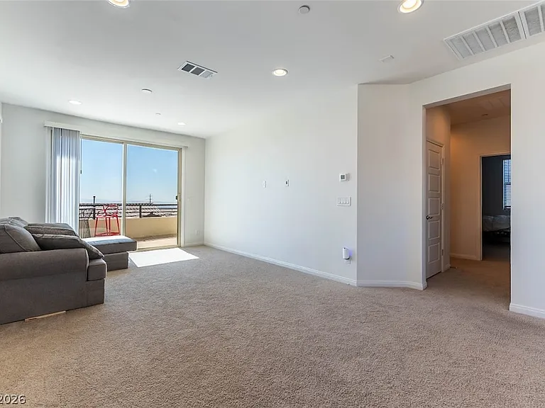 238 Badwater Basin St — Photo 13