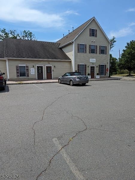 378 Route 518 APT 2D, Skillman, NJ 08558 | Zillow