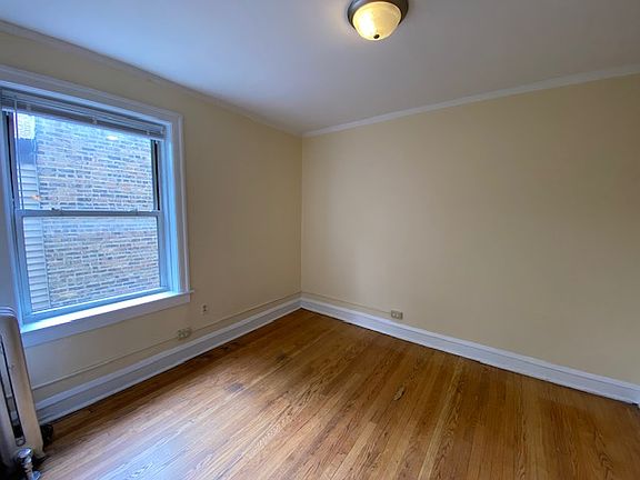 5th image of 1755 W Albion Ave APT 2B