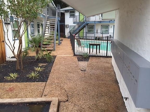 5th image of 1131 Hollow Creek Dr #6a24d8f65