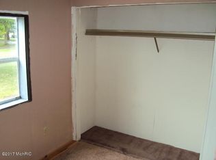 71355 Five Points Rd, Edwardsburg, MI 49112