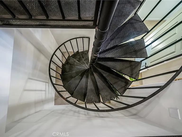1101 N Maclay Ave #1 — Photo 30