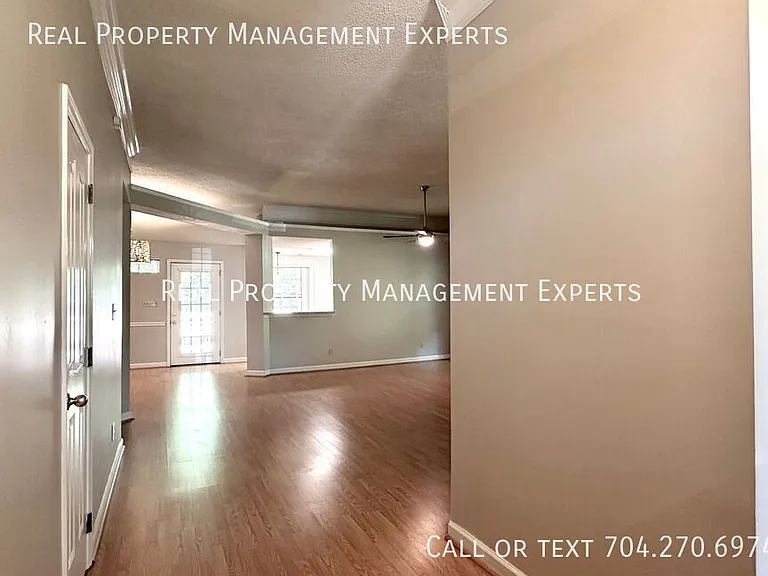 801 Water Wheel Ct — Photo 16