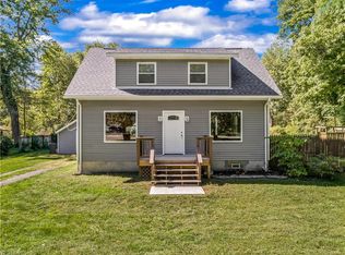 4560 Lenty Rd, Barberton, OH 44203