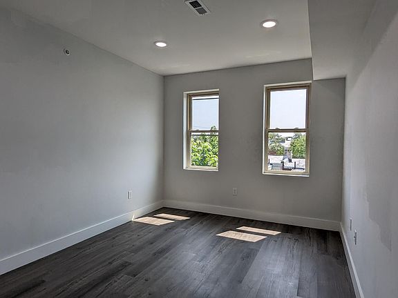 3rd image of 2217 N 10th St #3