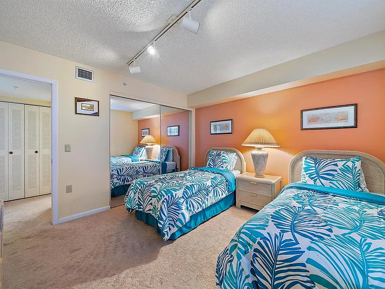 2601 Marina Isle Way #402 — Photo 39