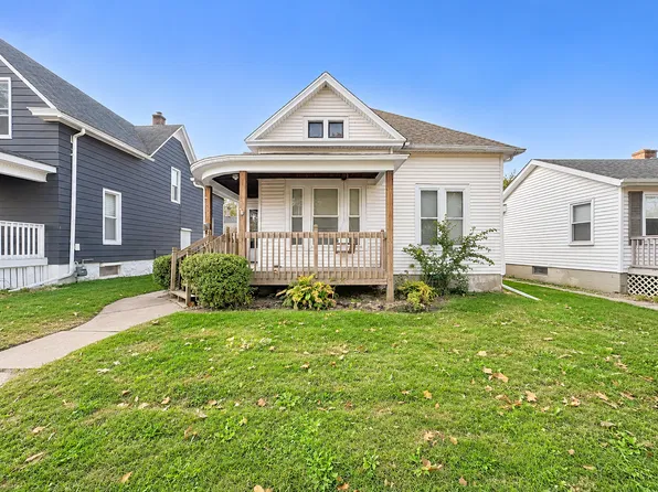 2317 Hobson Ave, Davenport, IA 52802
