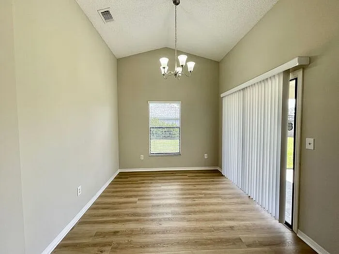 505 Walnut Grove Pl — Photo 18