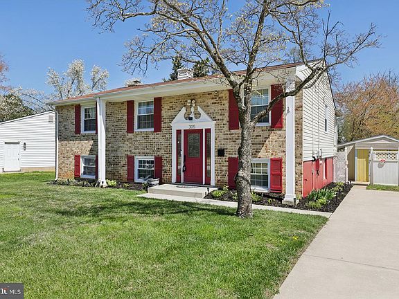 4th image of 305 Janet Rd