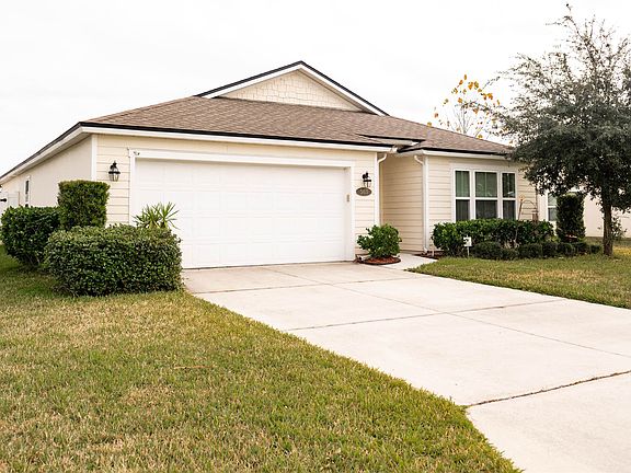 4th image of 563 Seville Pkwy