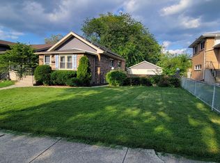 10617 Oxford Ave, Chicago Ridge, IL 60415