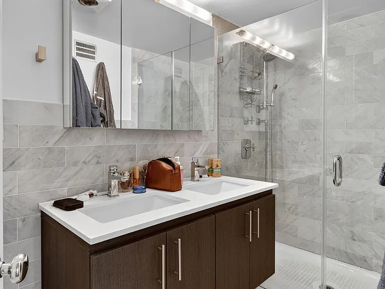 44 Berry St #3A — Photo 6