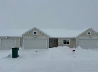 4282 Cidermill Dr, Wayland, MI 49348