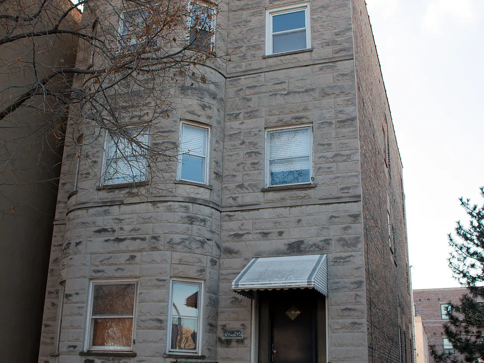 3252 S Princeton Ave #3