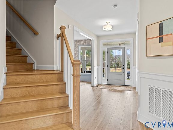 5th image of 7991 Davana Ct