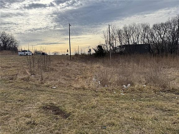 5th image of 2900 S M 291 Hwy