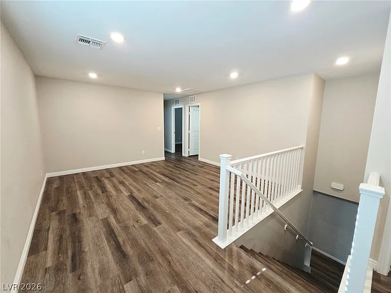 8047 Cavazzo Ave — Photo 8