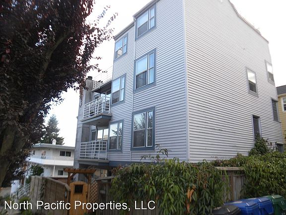 2nd image of 915 6th Ave N #2