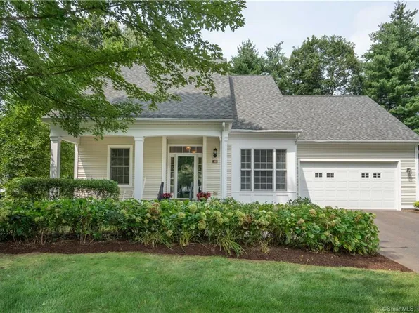 40 Ashton Circle #40, Simsbury, CT 06070