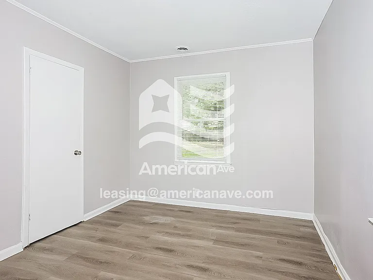 741998_010_wm_-_bedroom_12993570.jpg