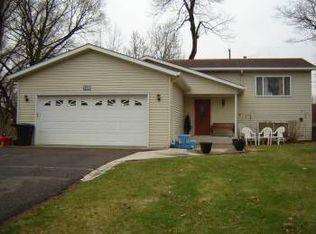 1028 Hamlet Dr S, Avon, MN 56310