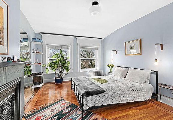 4th image of 519 Macon St #3