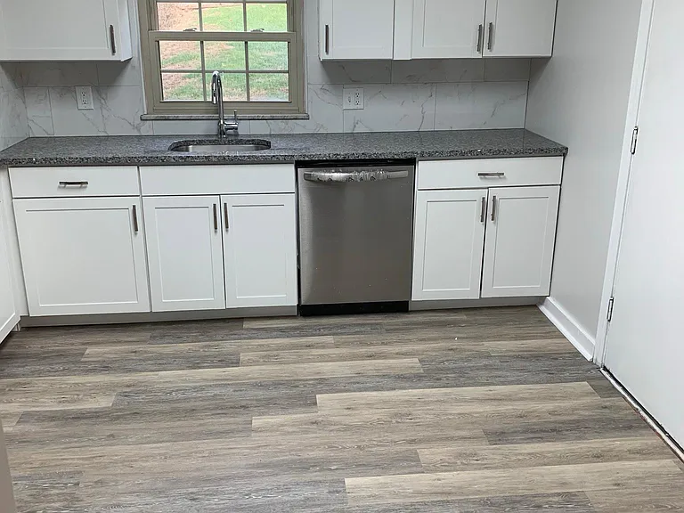 900 Gibson St — Photo 15