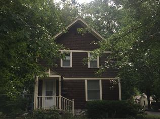 5945 Charlotte St, Kansas City, MO 64110