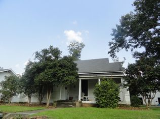 721 N 8th Ave, Laurel, MS 39440