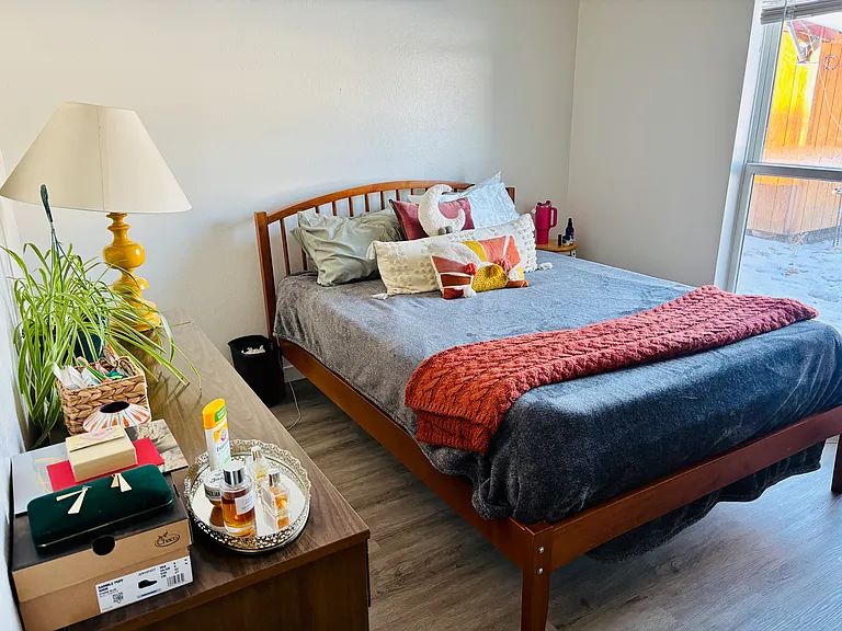 910 I St #C — Photo 8