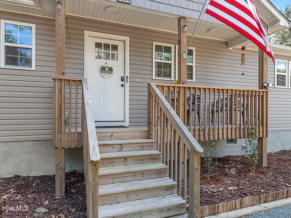 3rd image of 1034 Bayside Lane