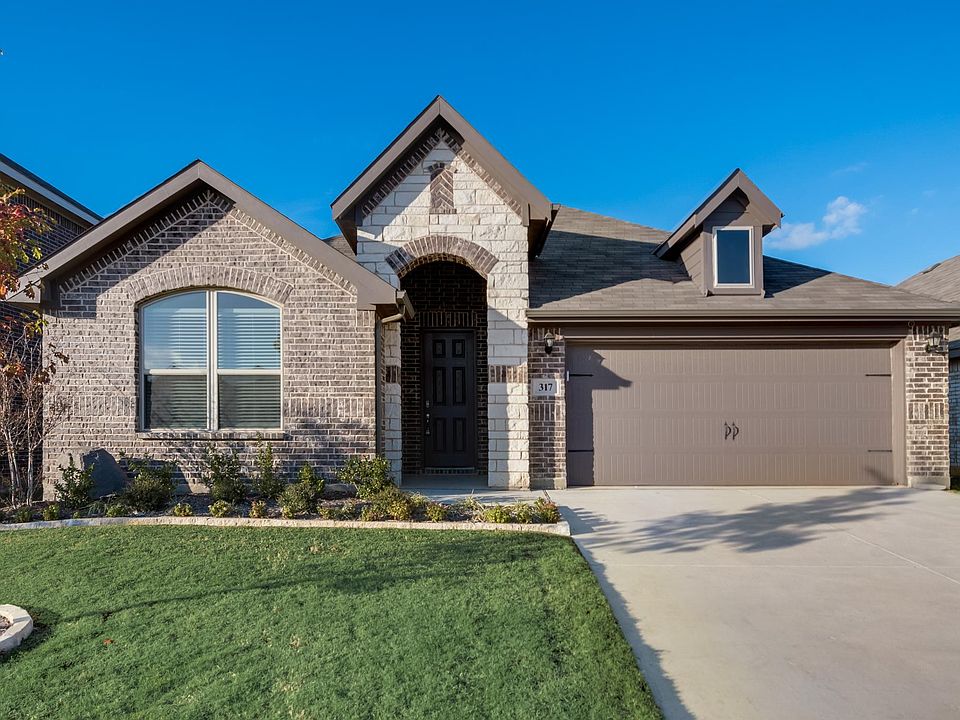 1st image of 317 Rose Ct