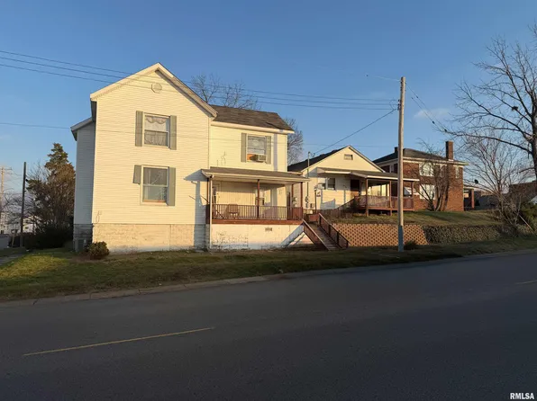 312 N Main St, Harrisburg, IL 62946