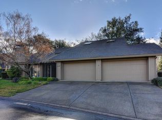 11416 Huntington Village Ln, Gold River, CA 95670