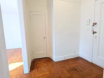 Rented by Manhattan Spaces