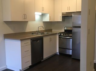 3105 SW Barbur Blvd #15, Portland, OR 97201