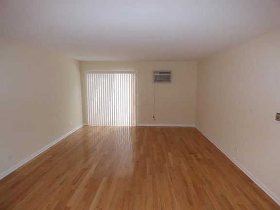 2nd image of 7449 Washington St APT 208