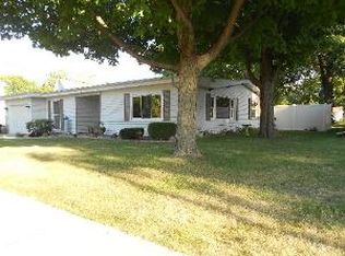 50 E Thompson St, Princeton, IL 61356