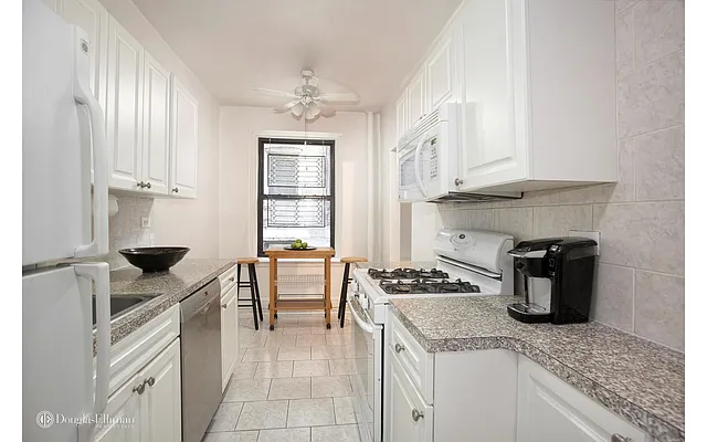 Sold by Douglas Elliman | media 2
